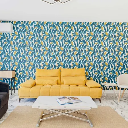 Lacour - 2 Bedroom - Large Terrace - 2 Min From The Croisette & Beaches