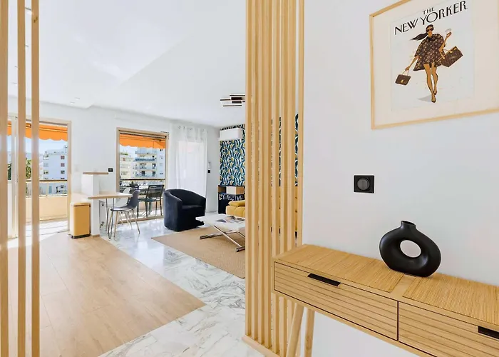 Lacour - 2 Bedroom - Large Terrace - 2 Min From The Croisette & Beaches Apartament