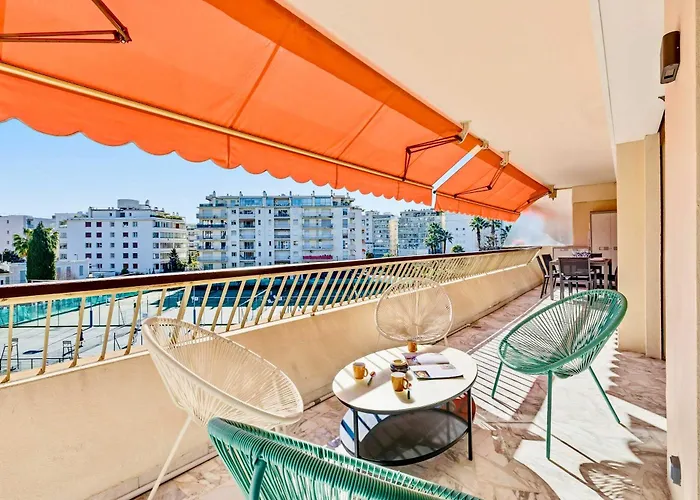 Lacour - 2 Bedroom - Large Terrace - 2 Min From The Croisette & Beaches