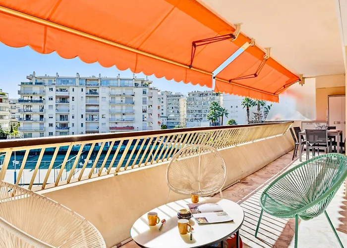 Lacour - 2 Bedroom - Large Terrace - 2 Min From The Croisette & Beaches Apartament Cannes